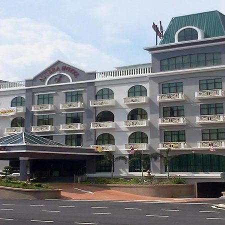 Sutera Hotel Серембан  Экстерьер фото